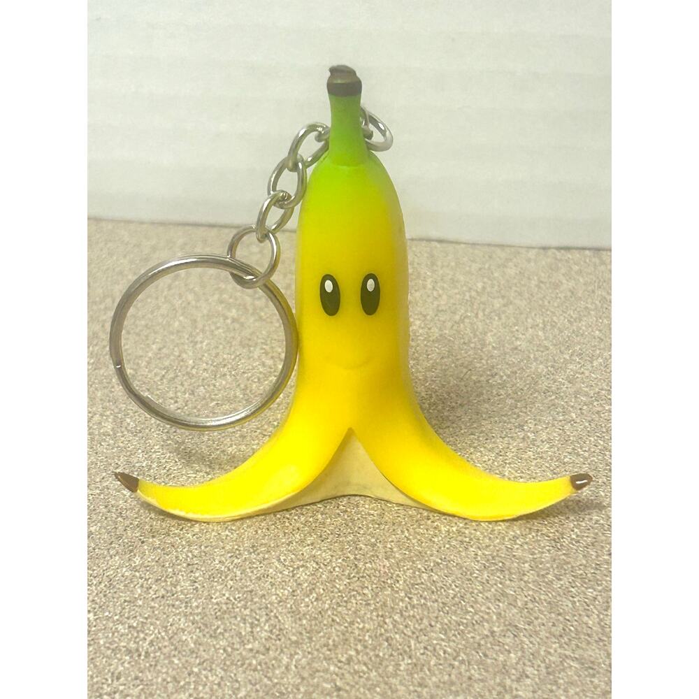 collectible Mario Kart Banana peel custom made keychain action figurine toy